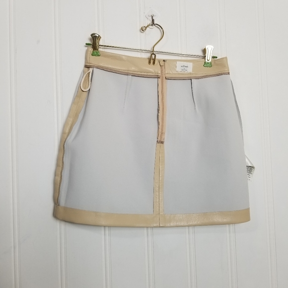 Aritzia Wilfred Vegan Leather Patio Mini Skirt - Picture 9 of 12